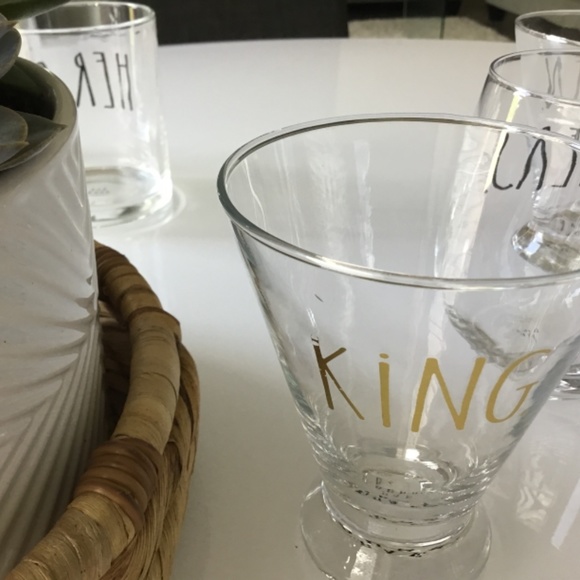 Rae Dunn Glassware x 6 (Wine, Mugs, Cocktails) - Picture 5 of 5